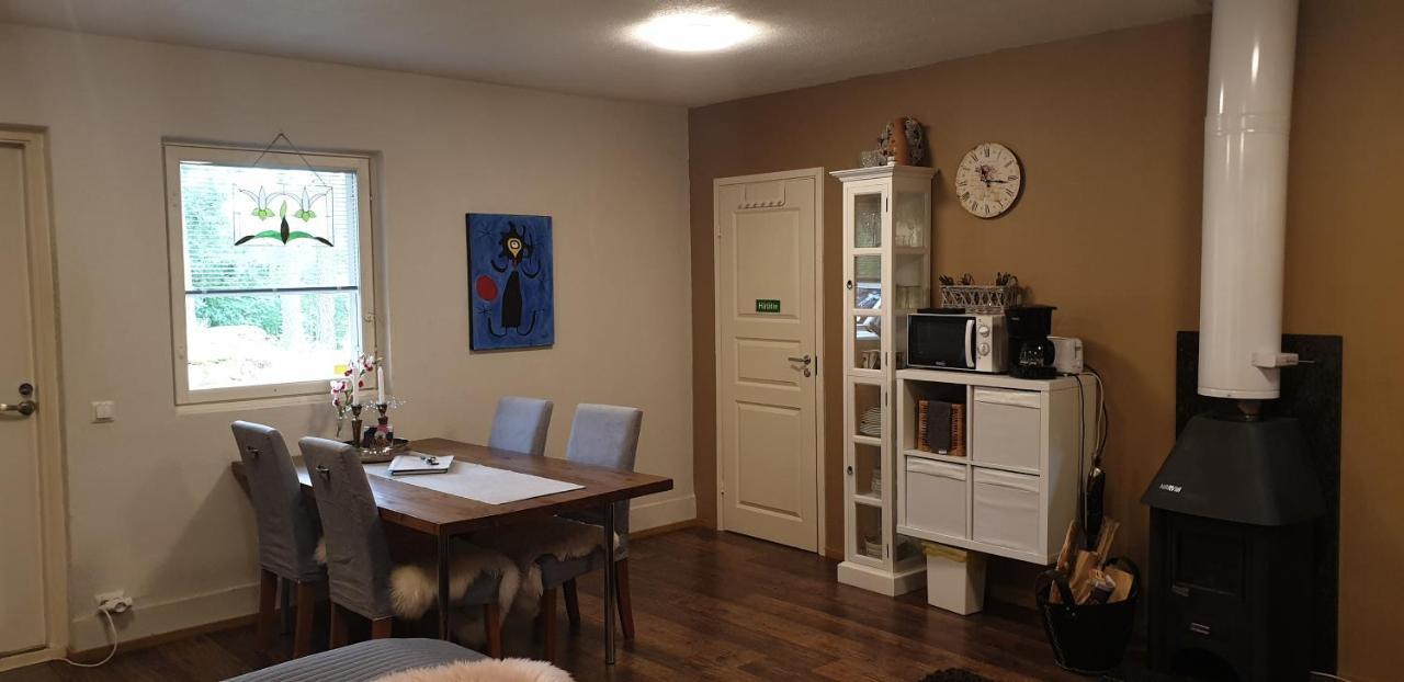 Villa Tammikallio Guest House, Near The Airport - Kodikas Vierasmaja Tuusulassa 外观 照片